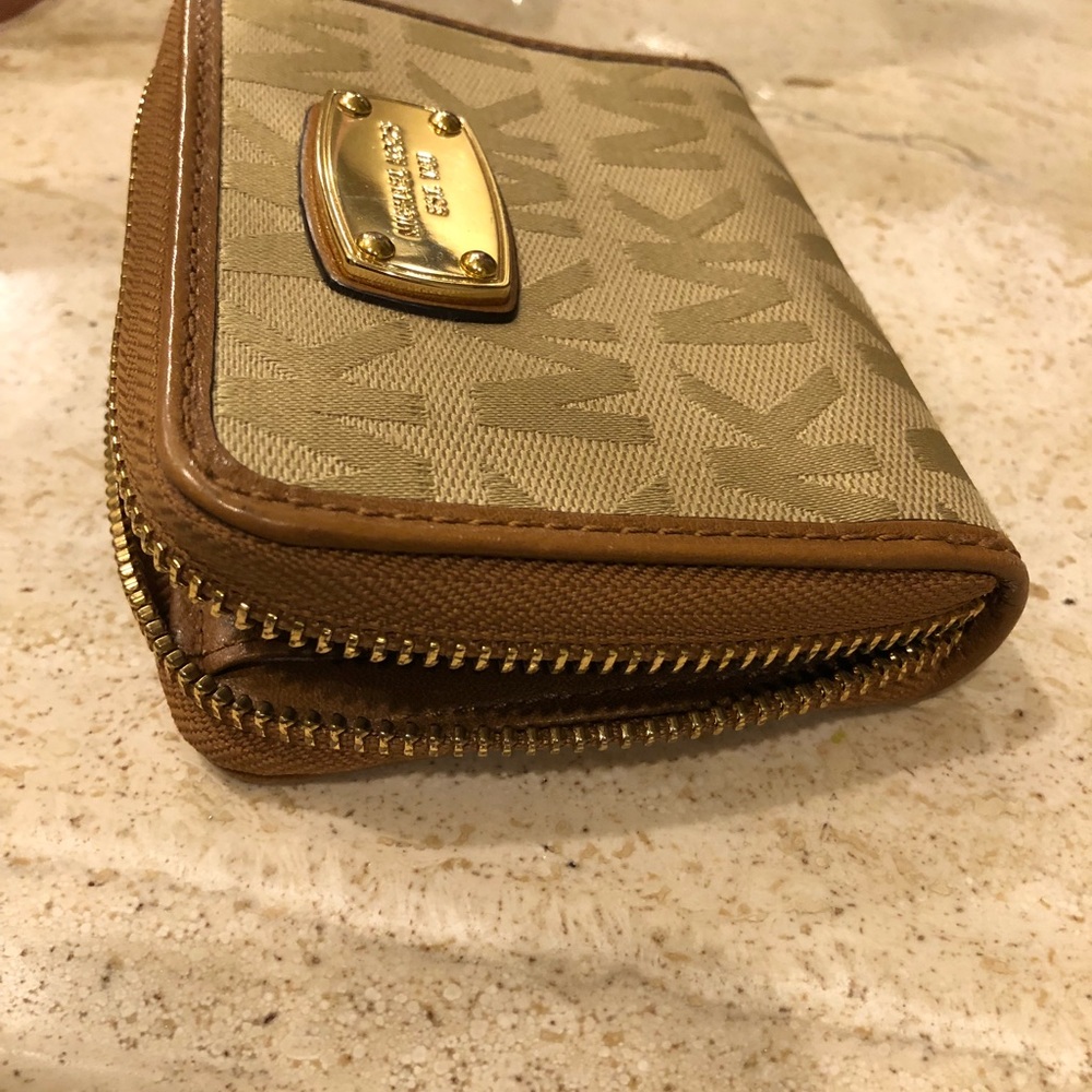 Michael Kors wallet small